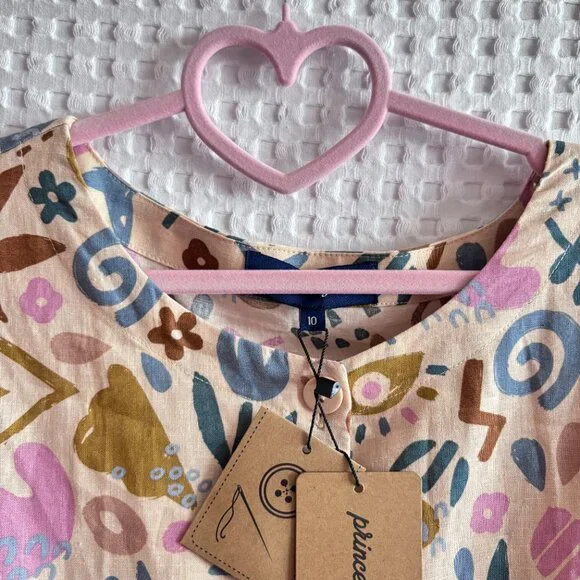 Princess Highway doodle print button up smock dress NWT size US6 - Picture 3 of 3